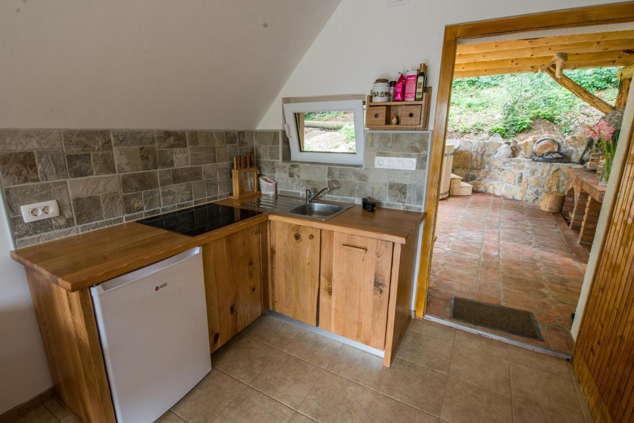 Vineyard Cottage Rataj 2 Novo Mesto Exterior foto